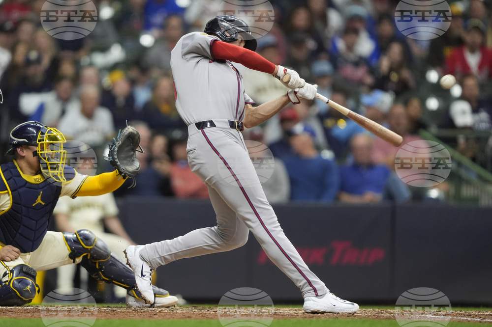 Braves Brewers Baseball