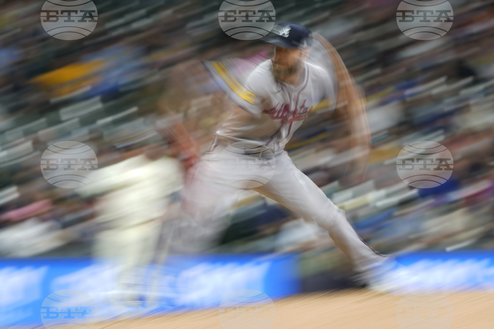 Braves Brewers Baseball