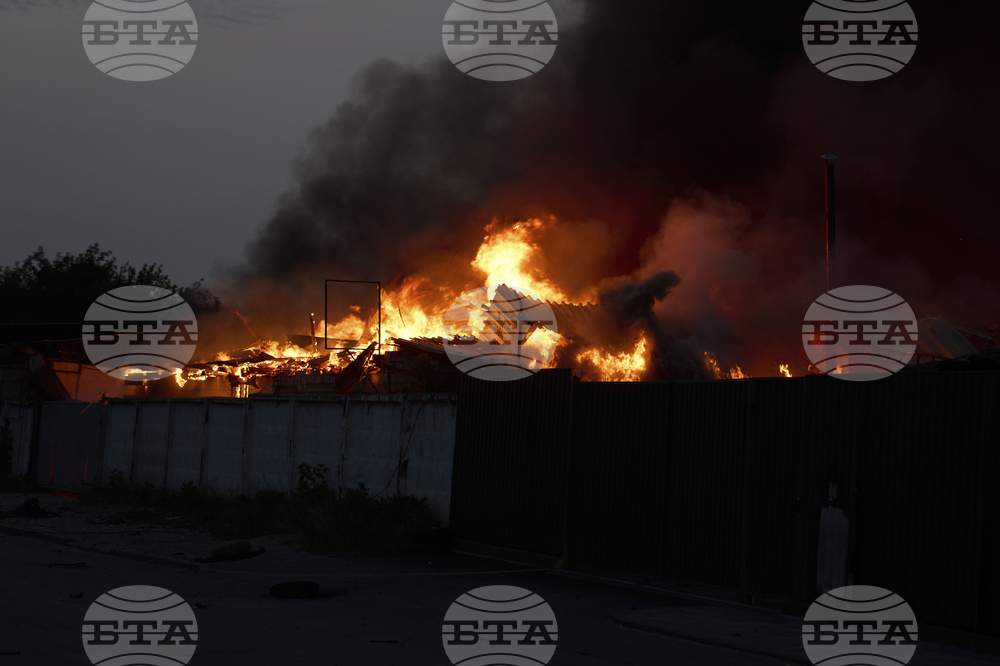 Украинците в най-малко седем области са без ток, съобщи Володимир Зеленски