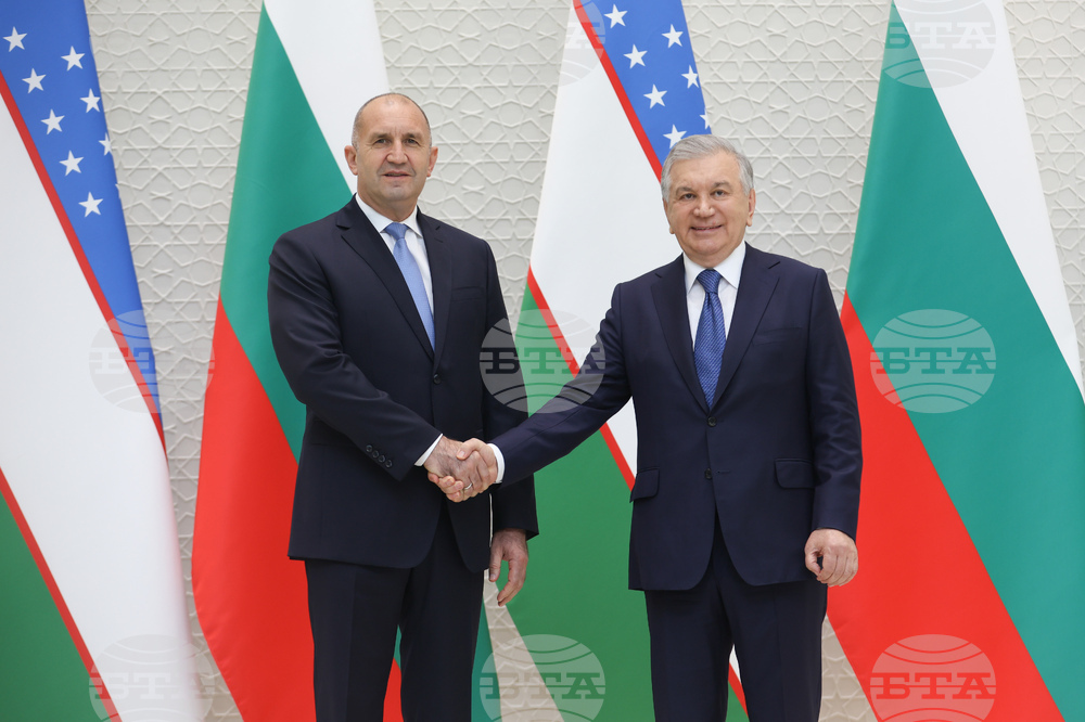 Узбекистан  - Румен Радев  - официално посрещане