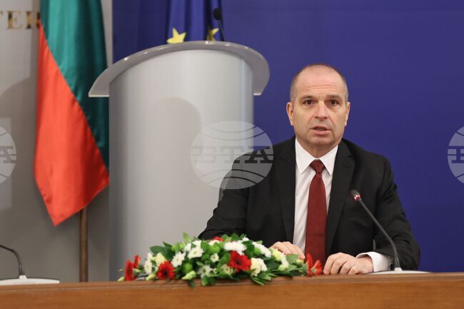 Над 200 населени места в общо 140 общини ще имат високоскоростен интернет, съобщи вицепремиерът Гроздан Караджов