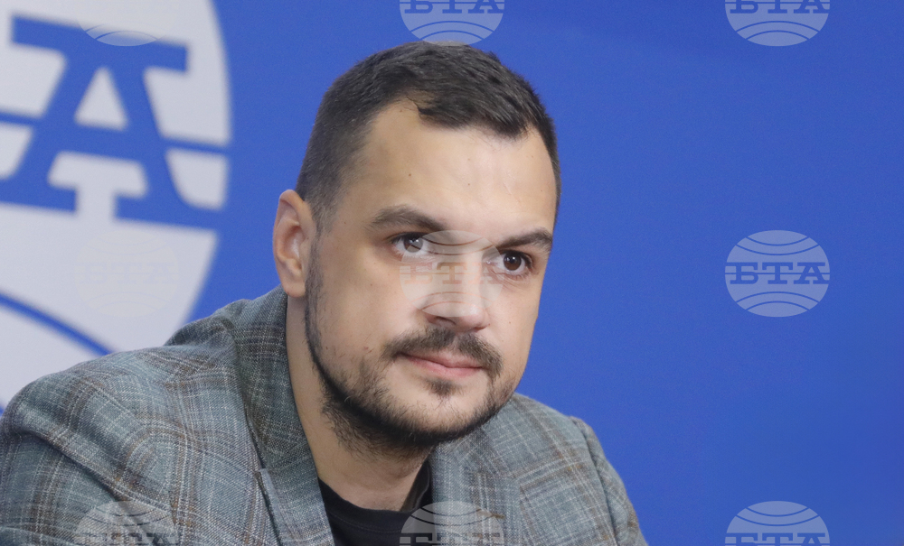 Приоритетите във втория ми мандат в НПСС са свързани с ремонтите на студентските общежития и с увеличението на стипендиите, каза за БТА Ангел Стойков