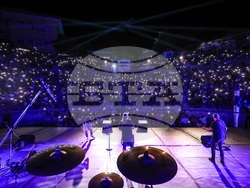 „Ахат“ се присъединяват към голямото турне на Б.Т.Р. в България. Снимка: Artvent