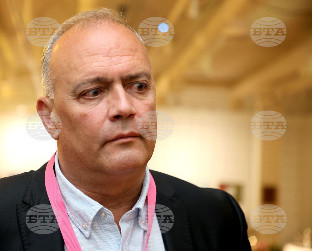 Развитието на културен туризъм у нас изисква създаване на национален календар на фестивалите, каза Васил Димитров от БФА