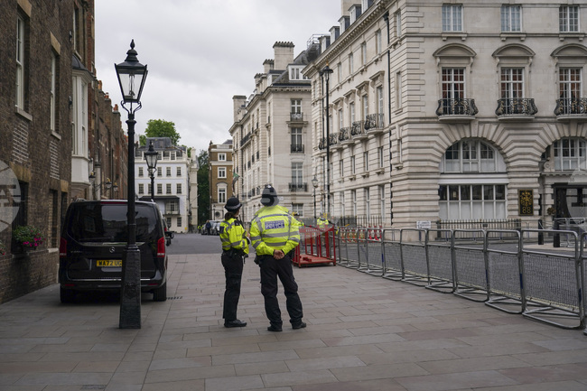 Рекорден брой полицейски служители във Великобритания са били уволнени от служба, сочат данни на Министерството на вътрешните работи