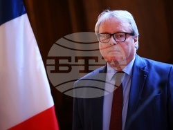 Френско посолство - награждаване - Жоел Мейер