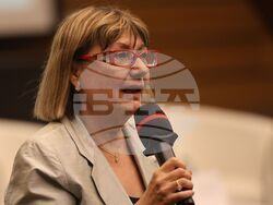 Кръгла маса "БАИТ в подкрепа на образованието" 2025