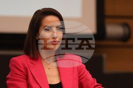 Кръгла маса "БАИТ в подкрепа на образованието" 2025