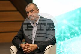 Кръгла маса "БАИТ в подкрепа на образованието" 2025