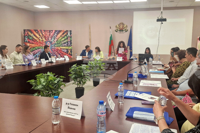 Близо една трета от 344 онкоболни жени, участвали в проучване, смятат, че са изолирани от обществото