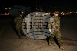 Летище "Враждебна" - самолет "Спартан“ - медици