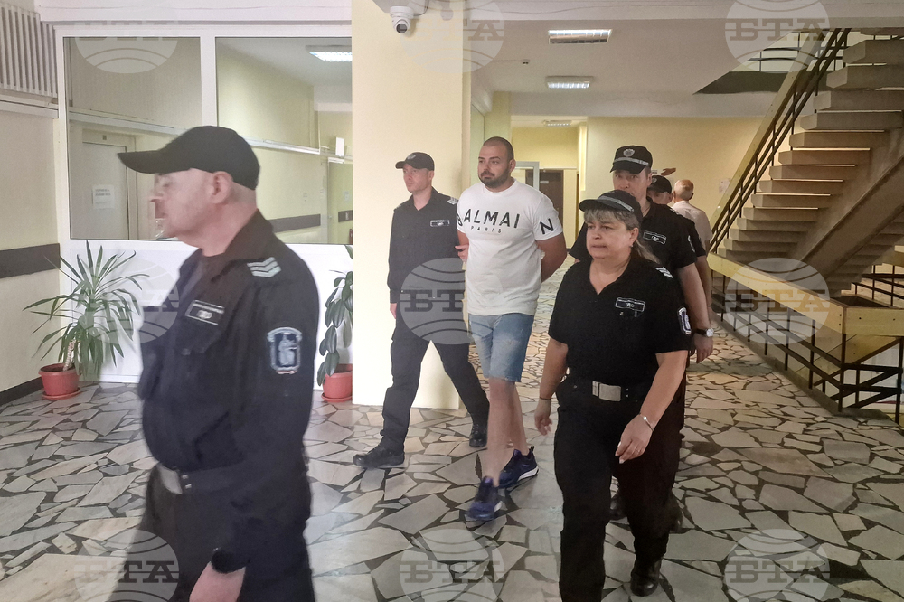 Окръжният съд в Стара Загора гледа мерките за неотклонение на шестимата обвиняеми по случая с нелегалните домове в мъглижкото село Ягода