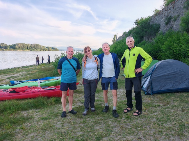 Карането на каяк е дейност, обречена на успех, защото създава добри емоции у хората, каза Радослав Йорданов от Каяк клуб–Свищов