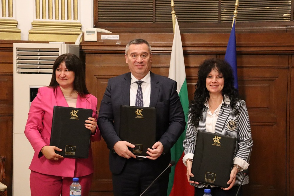 Министър Георги Тахов подписа споразумение с УАСГ и „Напоителни системи“ ЕАД за подкрепа на бъдещите хидростроителни инженери