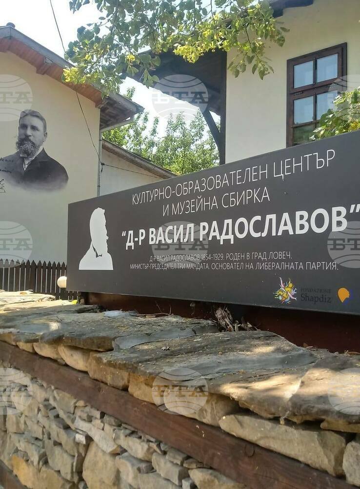 Творческа вечер с носителката на национални литературни награди Ники Комедвенска ще се състои в Ловеч
