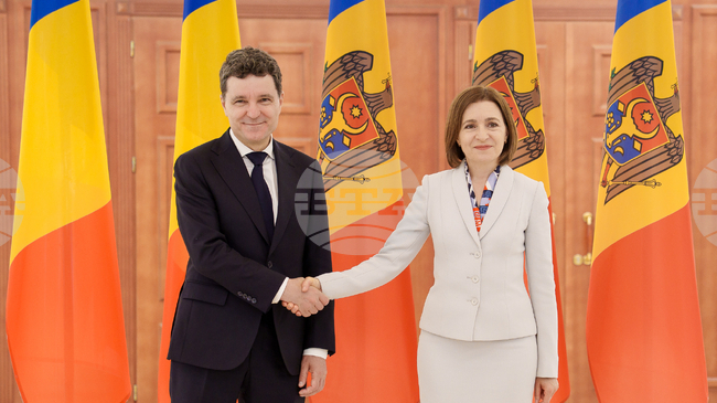 Румънският президент Никушор Дан прекара уикенда в Република Молдова и се включи във фестивал заедно с президентката на страната Мая Санду