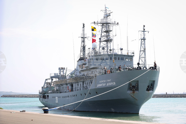 Правителството в оставка разреши проучвания за оптична кабелна система в Черно море