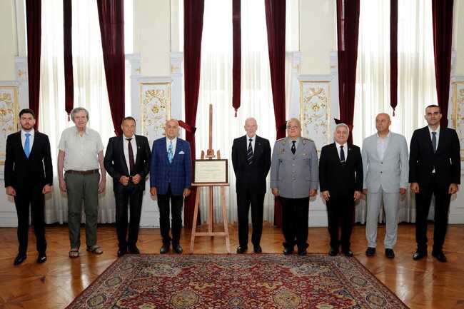 Пресинформация за учредяването на първия Съвет на настоятелите на Военна академия