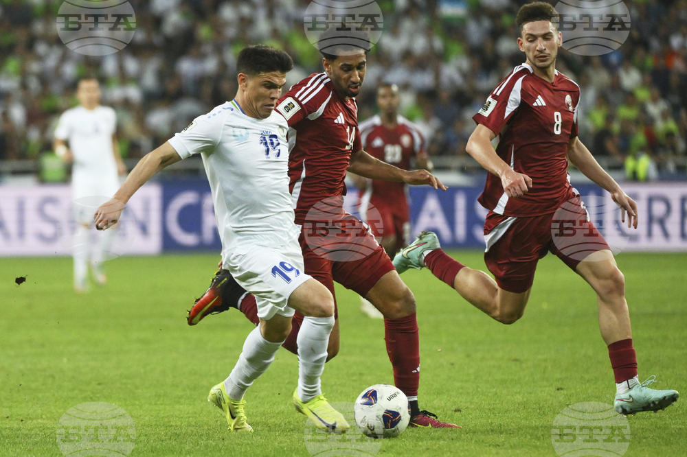Uzbekistan Qatar WCup Soccer