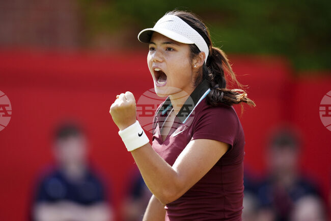 Ема Ръдукану се класира за втория кръг на новия турнир по тенис на тревни кортове от сериите УТА 500 в "Куинс Клъб"