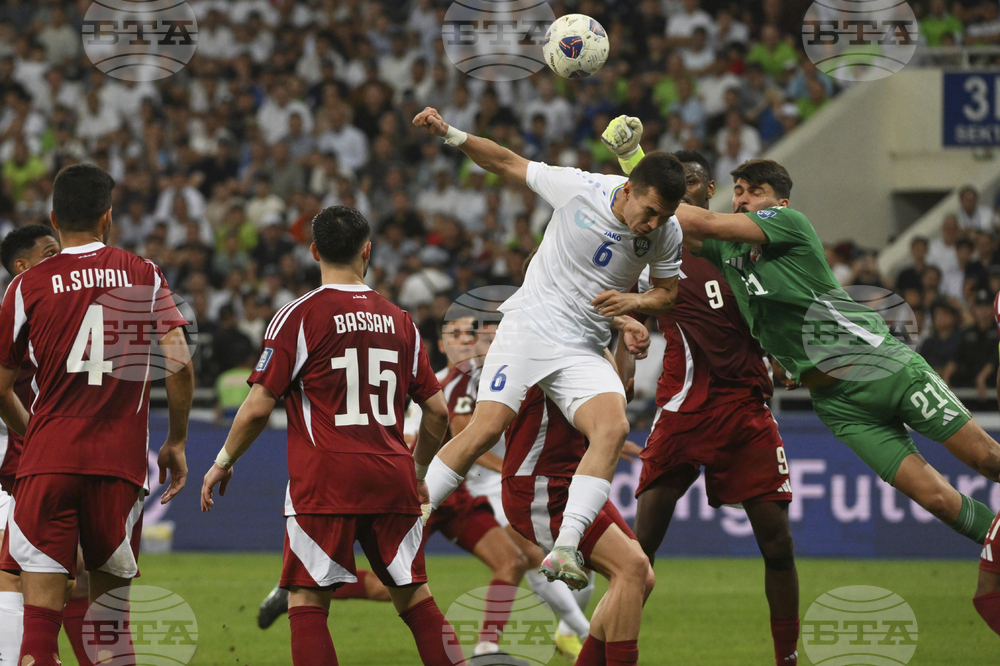 Uzbekistan Qatar WCup Soccer