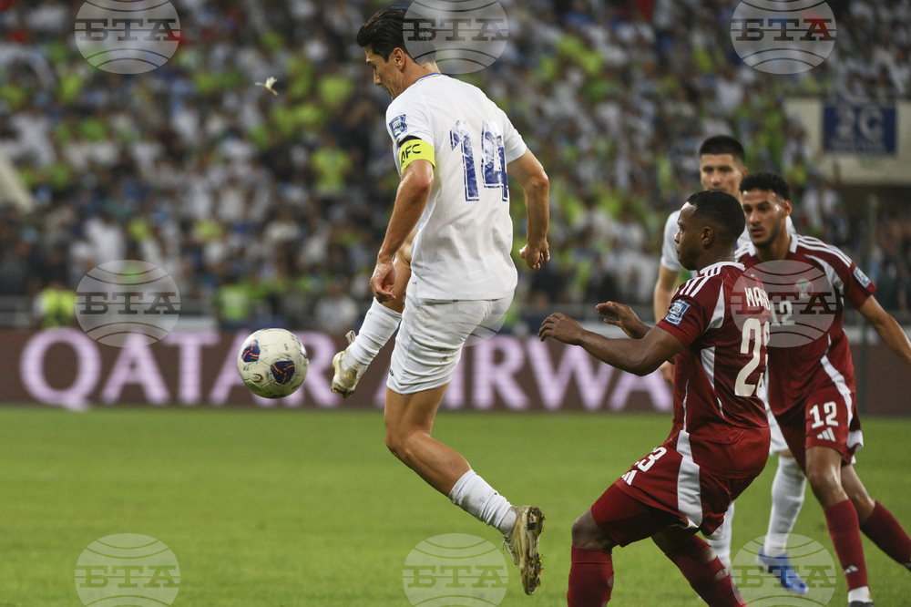 Uzbekistan Qatar WCup Soccer