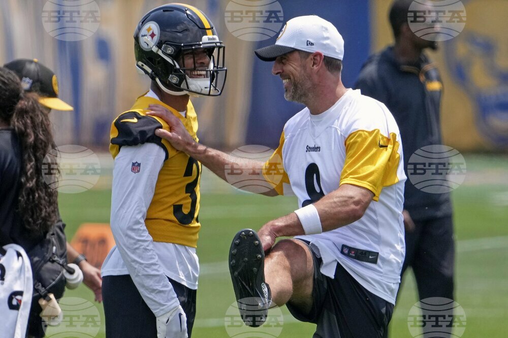 Steelers Rodgers Football
