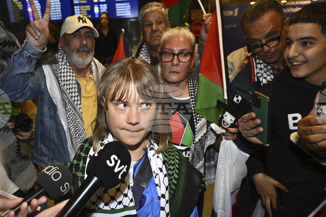 Грета Тунберг и други активисти отново ще отплават за Газа