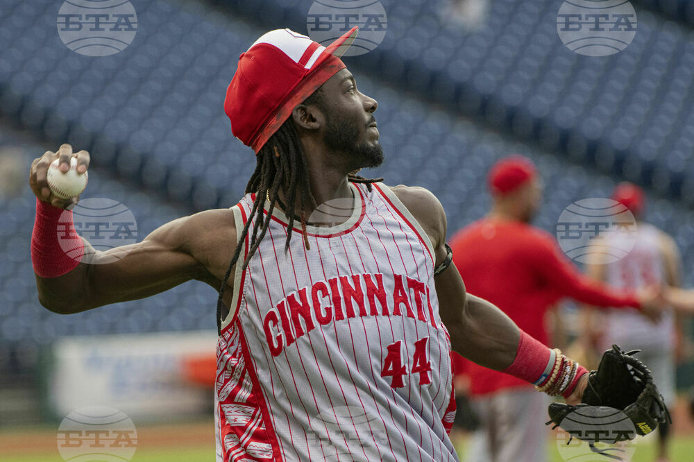 Reds Guardians Baseball