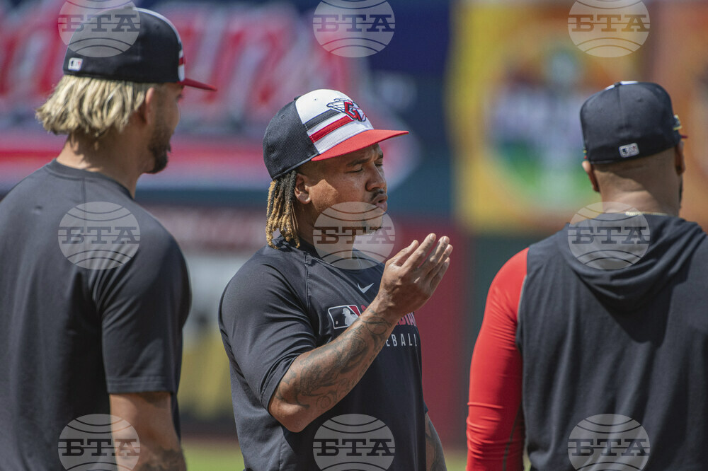 Reds Guardians Baseball