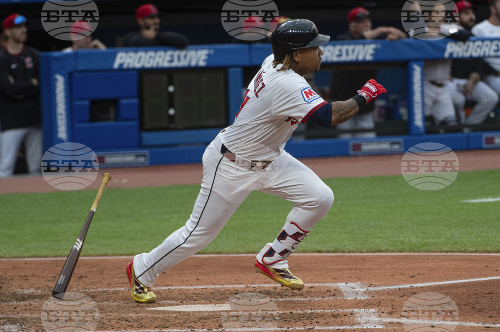 Reds Guardians Baseball