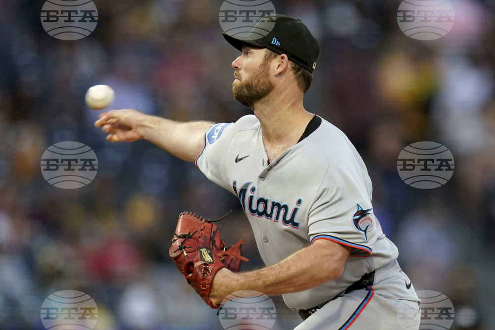 Marlins Pirates Baseball
