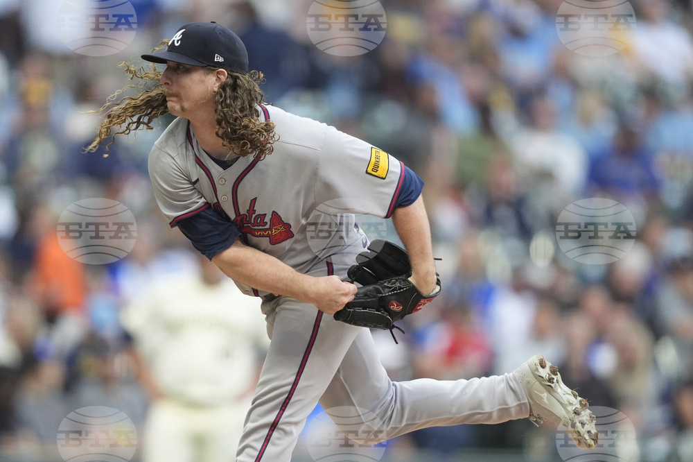 Braves Brewers Baseball