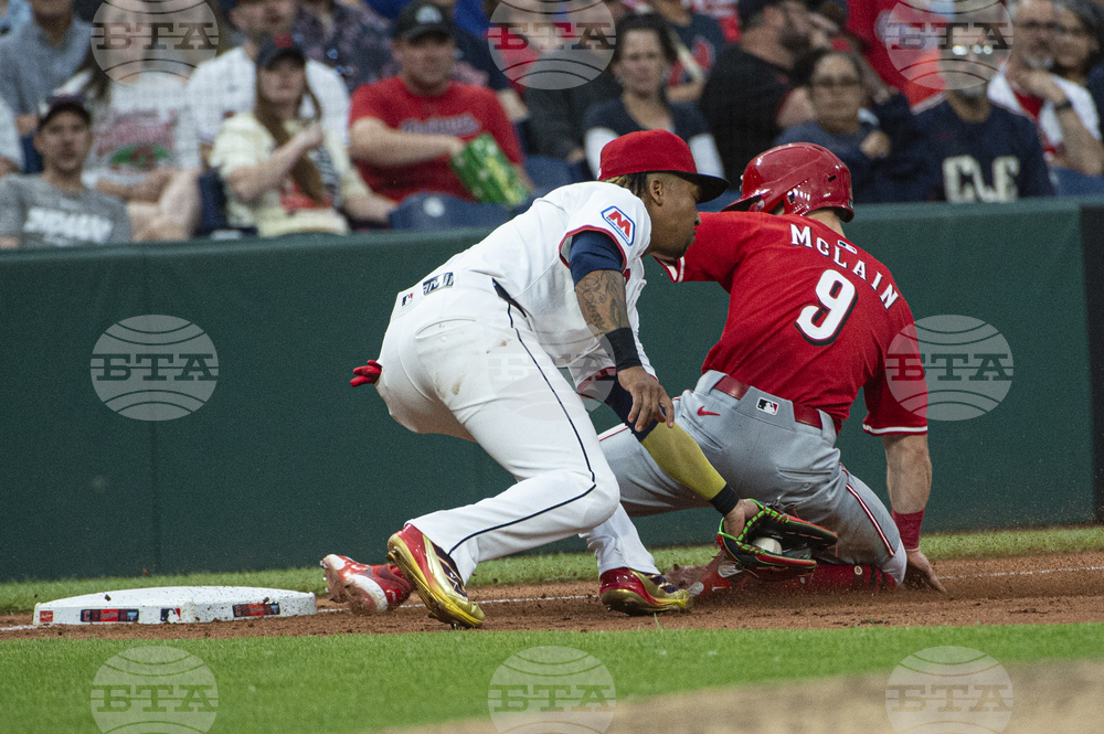 Reds Guardians Baseball