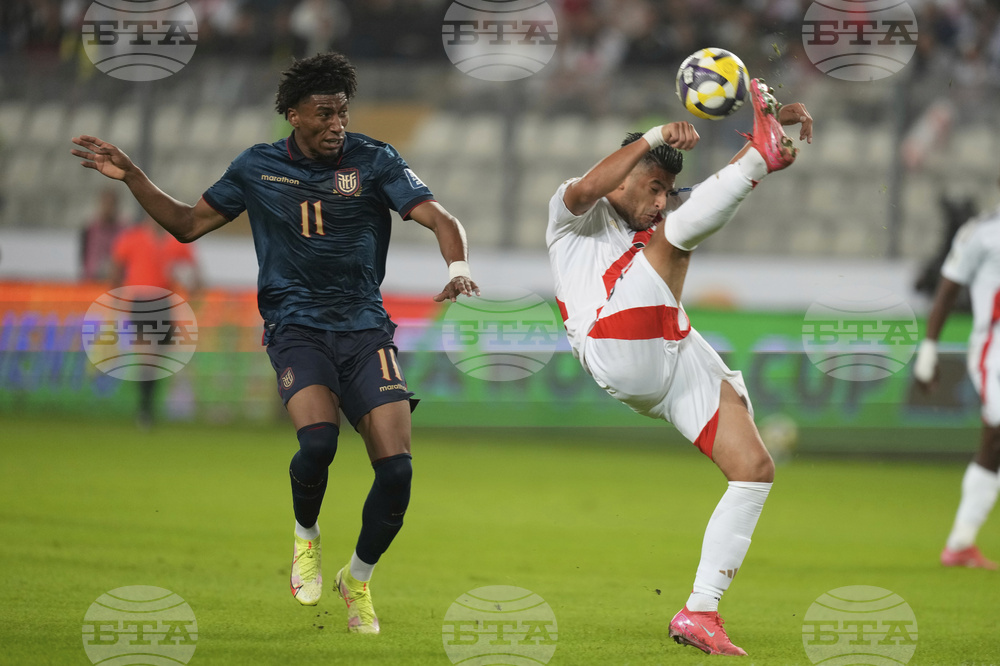 Peru Ecuador Wcup Soccer