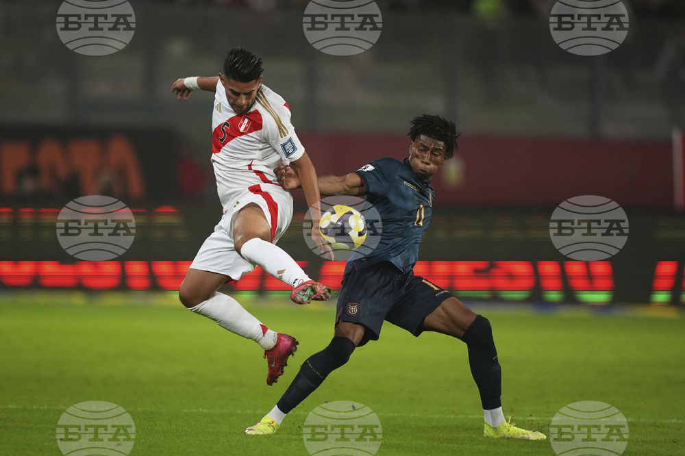 Peru Ecuador Wcup Soccer