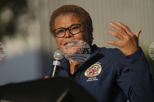 Кметицата на Лос Анджелис заяви, че иска да разговаря с Тръмп