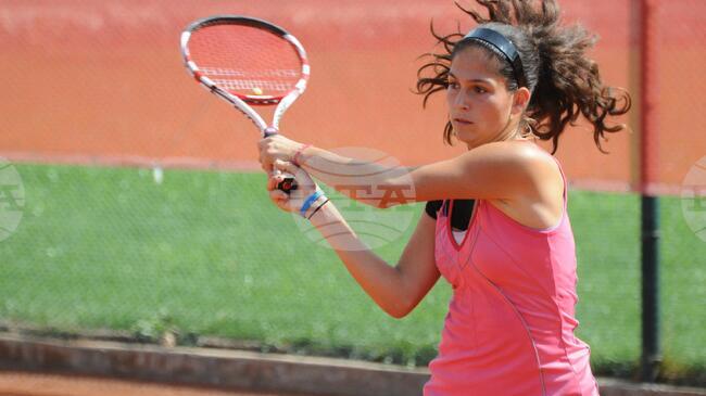 Шиникова ще играе на финала на двойки на турнир по тенис в Германия