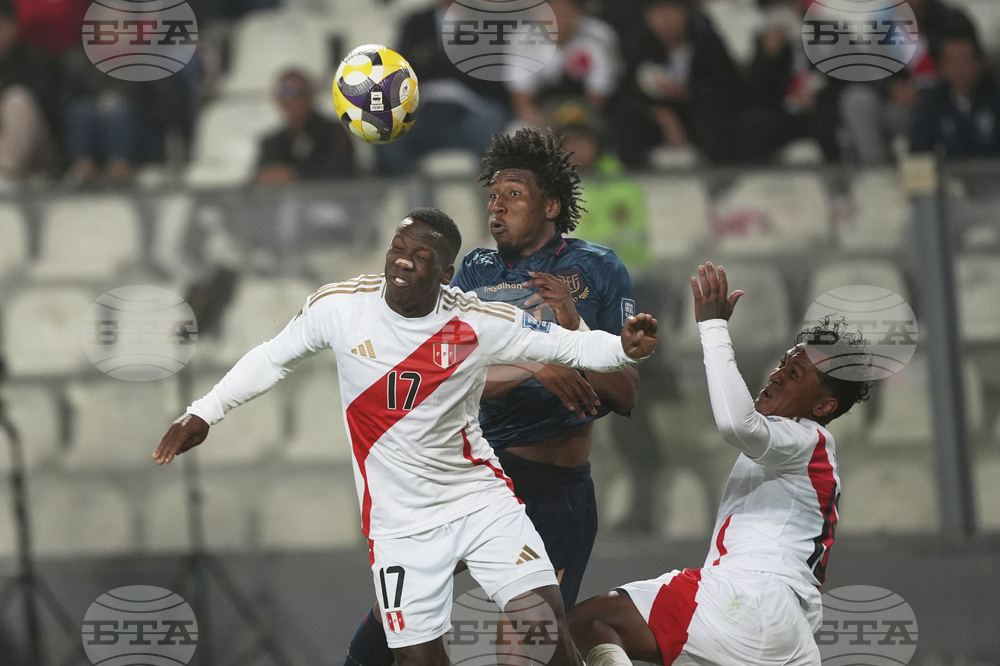 Peru Ecuador Wcup Soccer