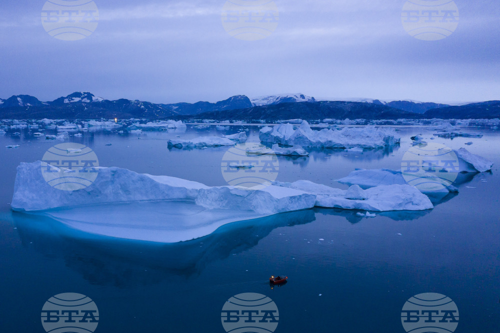 Учените използват изкуствен интелект,  за да проследяват айсберги
