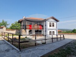 Село Пчеларово - къща музей