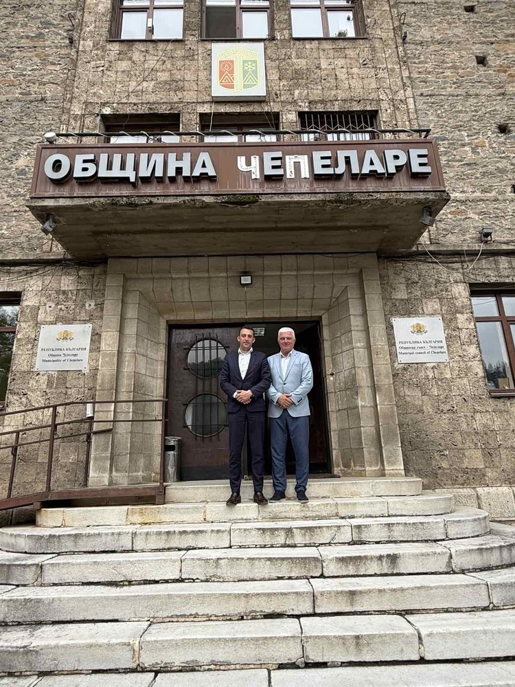 Министър Иван Пешев: Нашата цел е да подобрим възможностите за развитие на професионалния и масовия спорт, както и условията за туризъм в Чепеларе