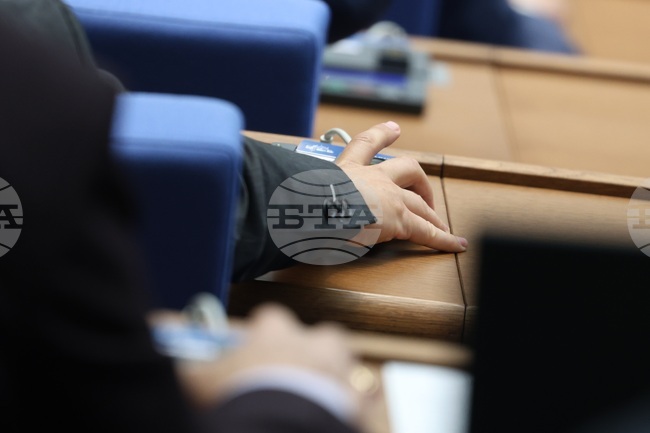 Парламентът прие на първо четене промени в Закона за платежните услуги и платежните системи, свързани с приемането на еврото в България