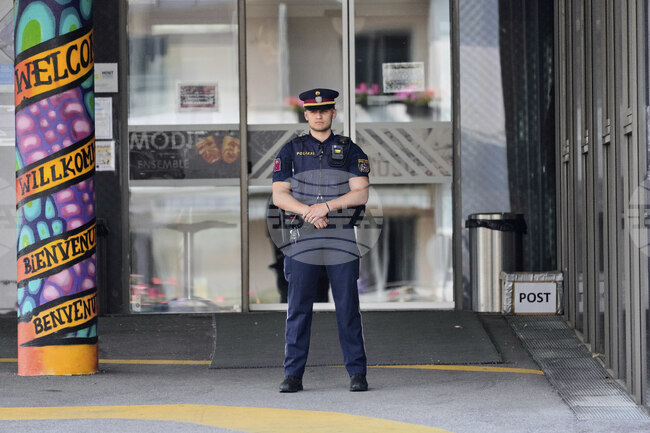 Австрия оборудва мобилните телефони на полицаите със скенери за пръстови отпечатъци 