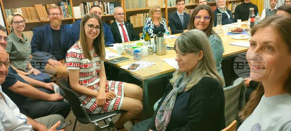 Стихове на десет езика, сред които и български, прозвучаха по време на литературно четене в Славянския институт на Кьолнския университет