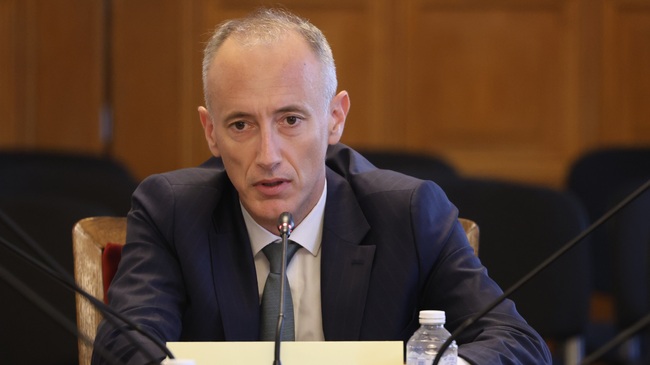 Education Minister, OECD's Education and Skills Director to Present Report on Bulgaria's Education System
