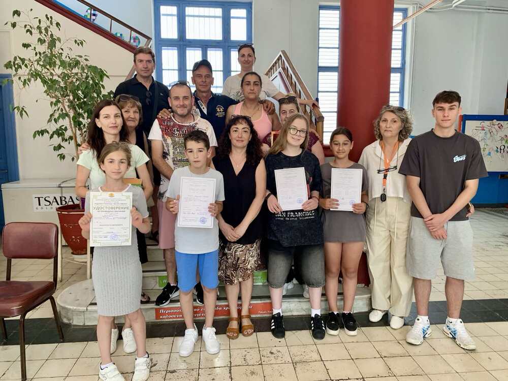 Възпитаниците на училище „Васил Левски” в Навплио, Гърция, получиха удостоверения за завършен клас 