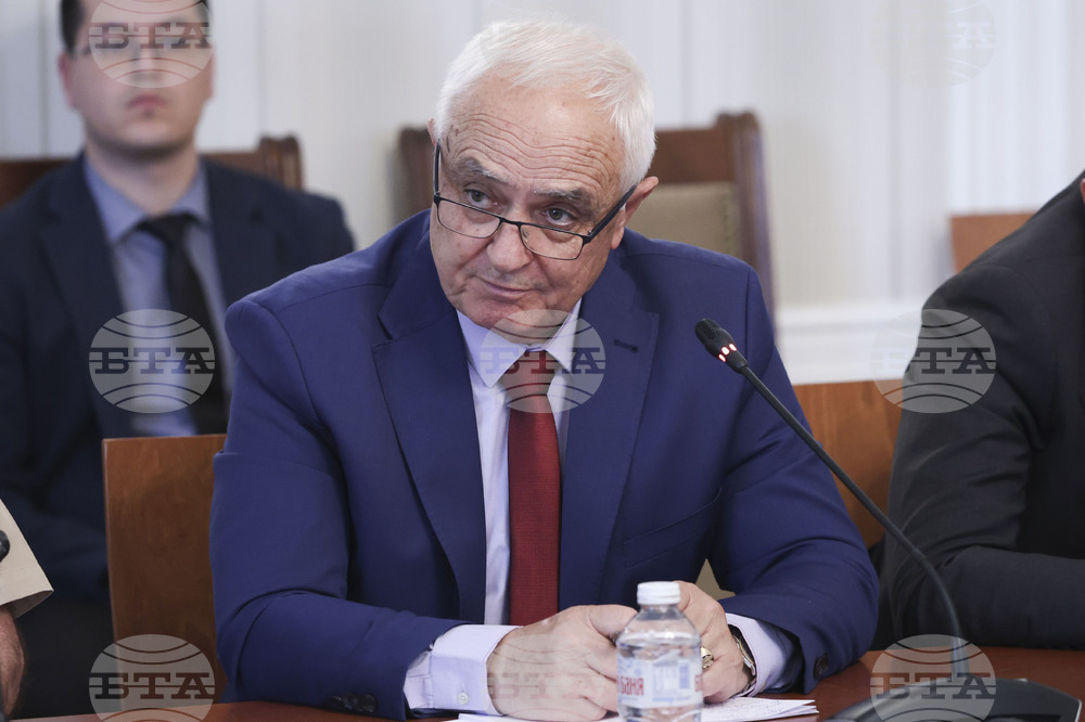 Парламент - Комисия по отбрана - заседание