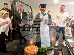 Девин - Карлос Насар - зала - откриване