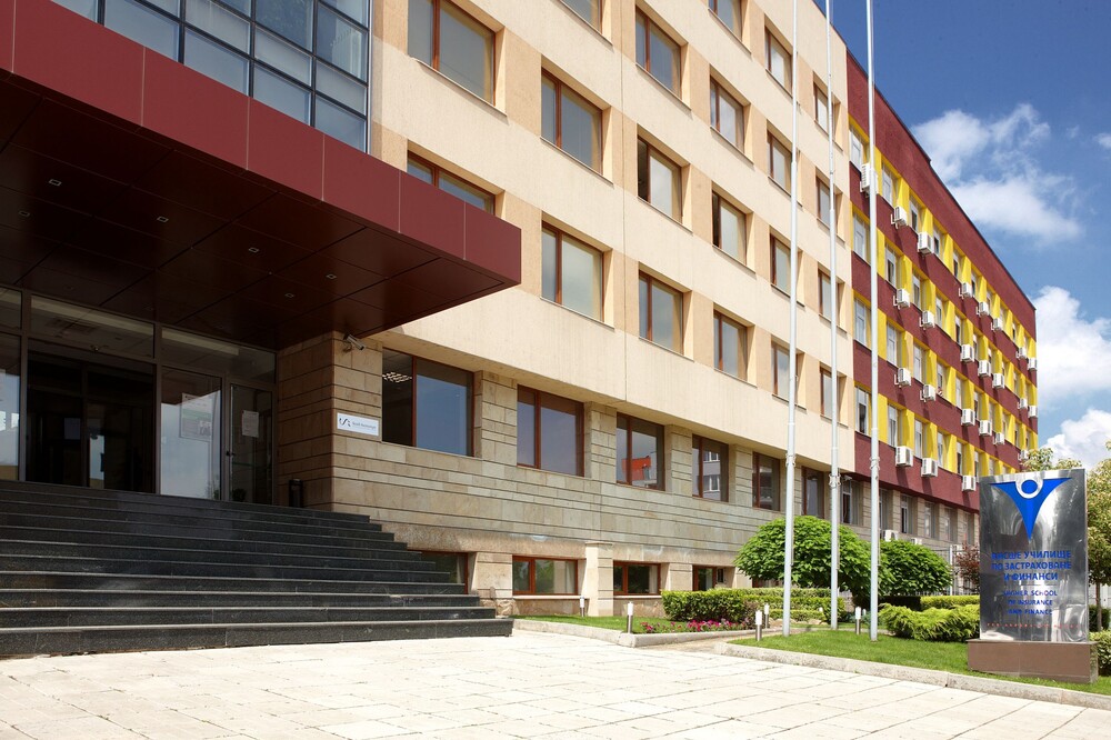 19 Foreign Students Study at Higher School of Insurance and Finance in Sofia